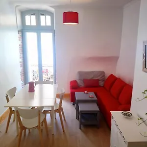Appartement Joli Duplex Avec Balcon Et Vue Sur Place Du Centre Historique !, Foix